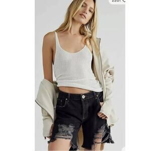 New Free People One Teaspoon Stevie’s Boyfriend Shorts $118 Size 25 Worn Black